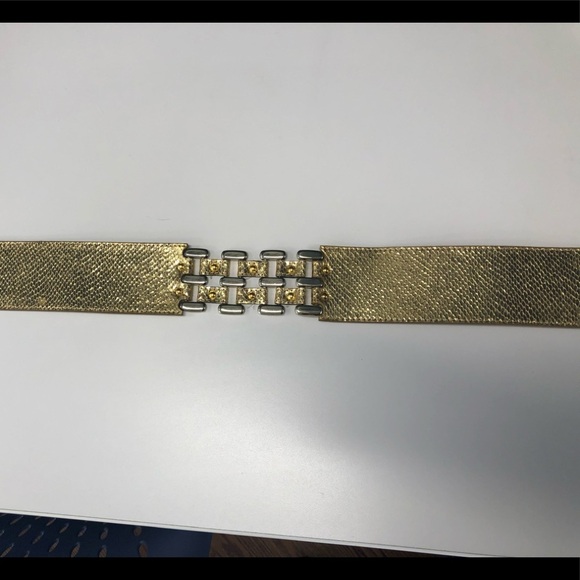 Arden B. Gold Metallic S/M Belt - Picture 2 of 8